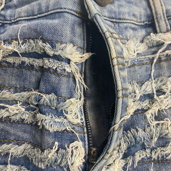 REELISTIK NYC Men’s Stacked Denim Distressed Jeans Size 38 Light Washed Blue - Picture 8 of 11